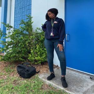 Meet your Posher, Aniya